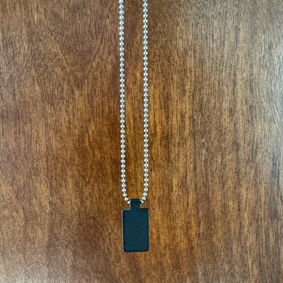 BURBERRY iconic London cologne bottle necklace - Picture 2 of 5